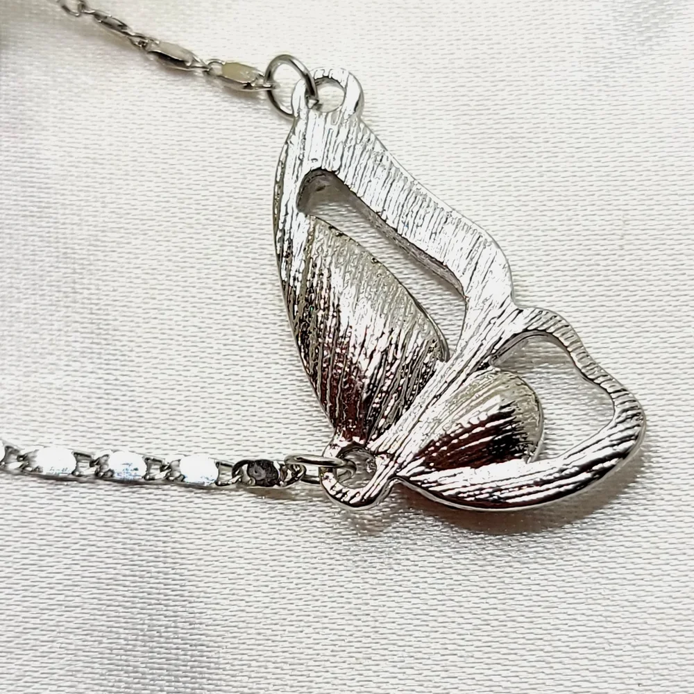 N/A half butterfly